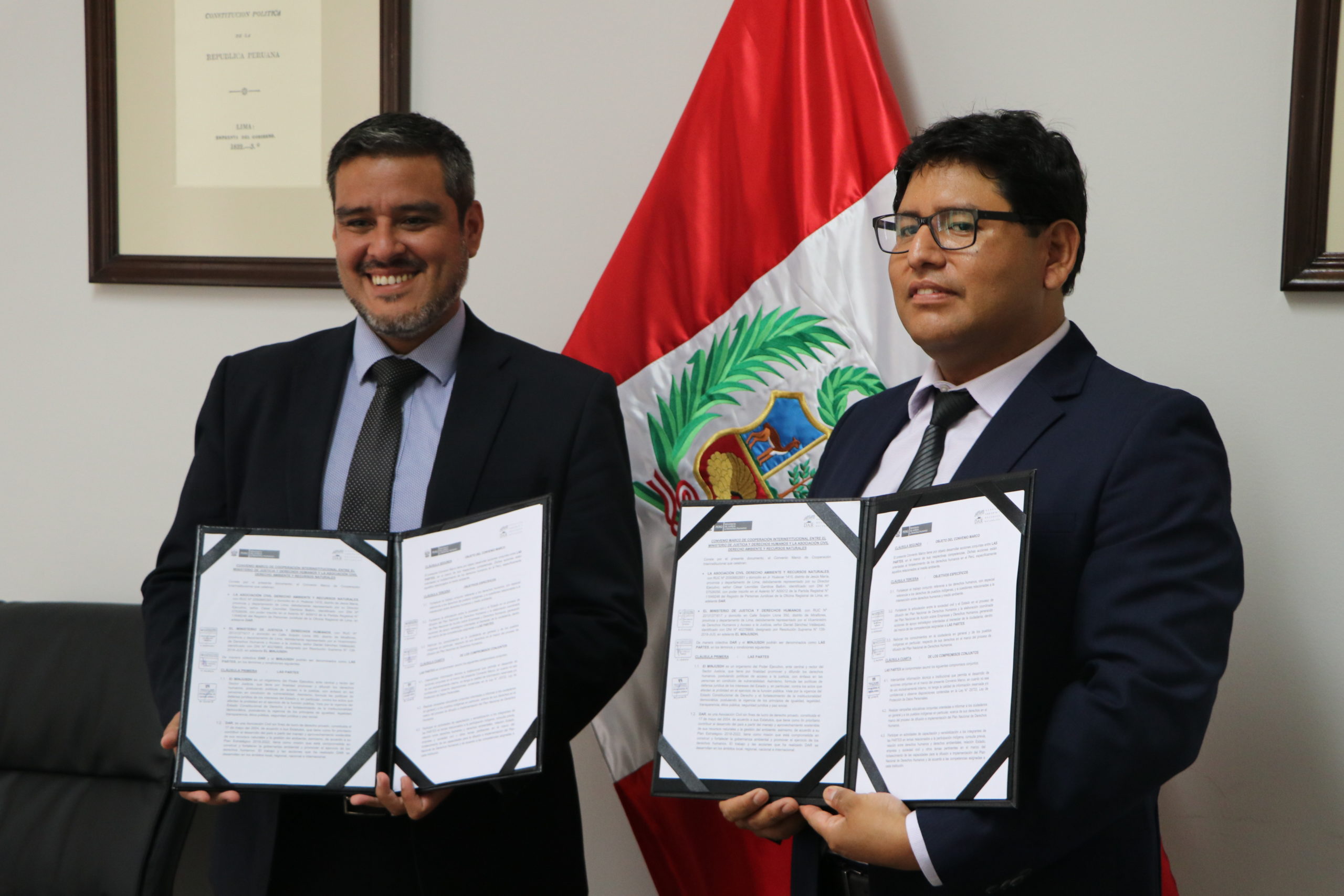 DAR y el MINJUSDH firman convenio para fortalecer el trabajo conjunto en materia de derechos humanos